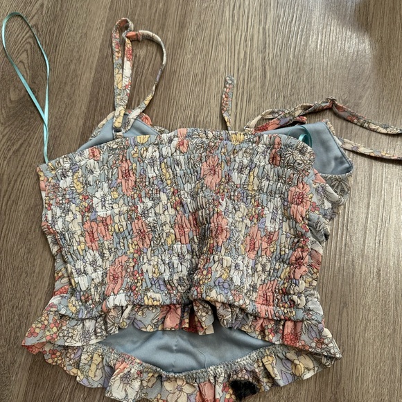 floral crop top - Picture 2 of 2